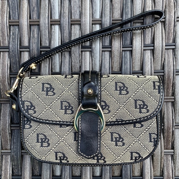 Dooney & Bourke Handbags - VINTAGE DOONEY & BOURKE Signature Jacquard and Black Leather Wristlet